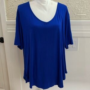 Women's Royal blue liquid knit style pullover in size 2X flattering V-neckk